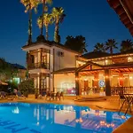 Palma Rosa Bed & Breakfast Çamyuva