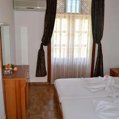 Palma Rosa Oda ve Kahvaltı 3*