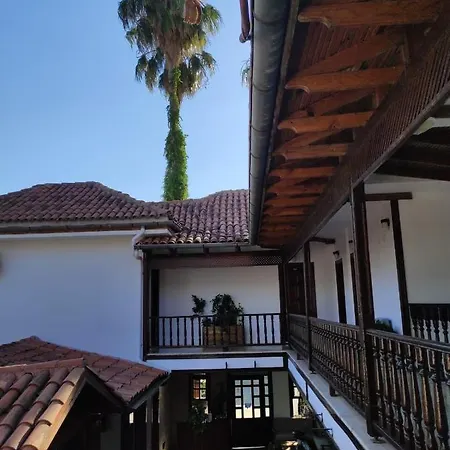 Palma Rosa Bed & Breakfast