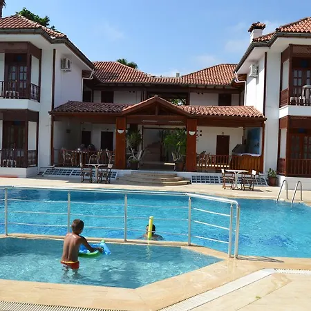 Palma Rosa Bed & Breakfast 3*
