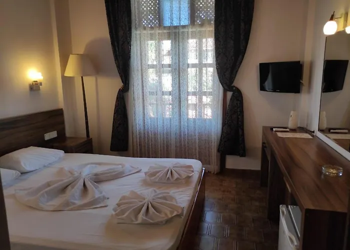 Palma Rosa Bed & Breakfast 3*