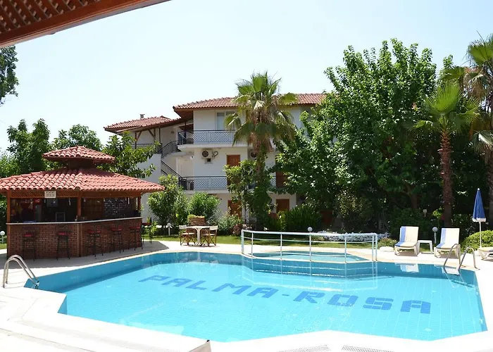 Palma Rosa Bed & Breakfast Camyuva